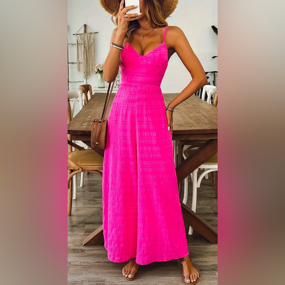 SO CHIC BOUTIQUE PINK JUMPSUIT!